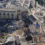 La Corte Di Ibla 4*