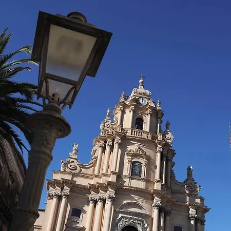 Affittacamere La Corte Di Ibla 2*